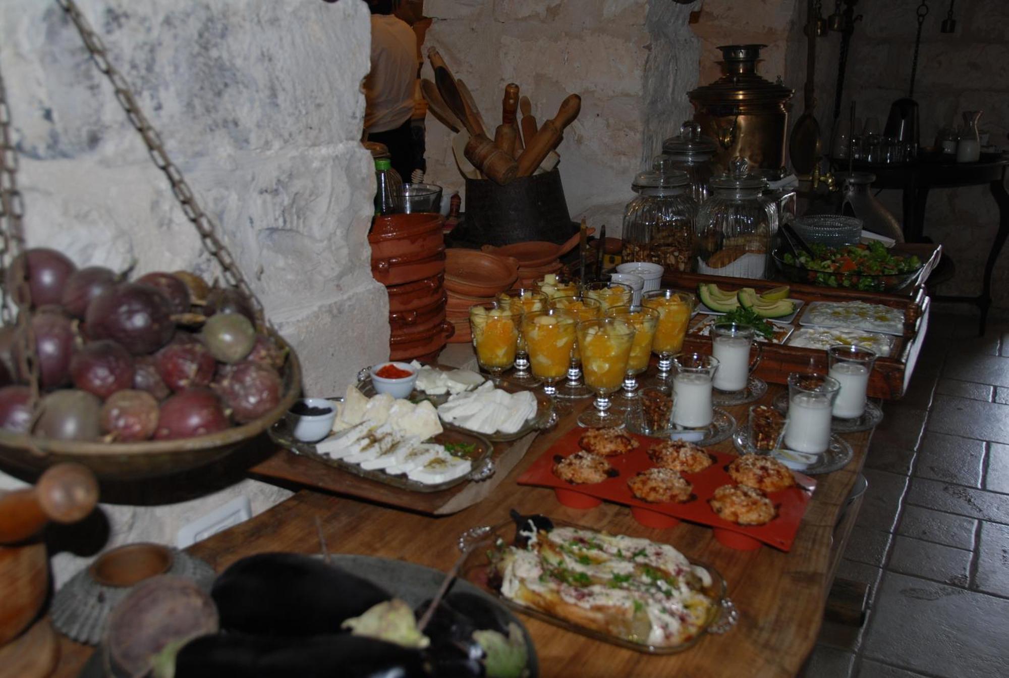 Shulamit Yard Hotel Rosh Pinna Buitenkant foto