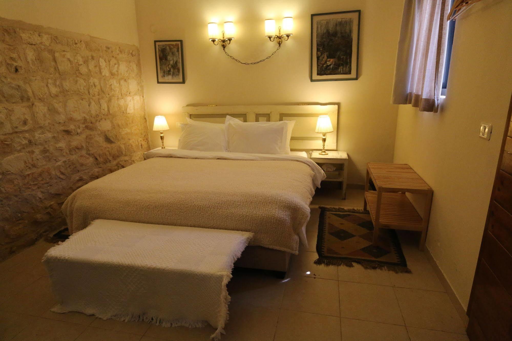 Shulamit Yard Hotel Rosh Pinna Buitenkant foto
