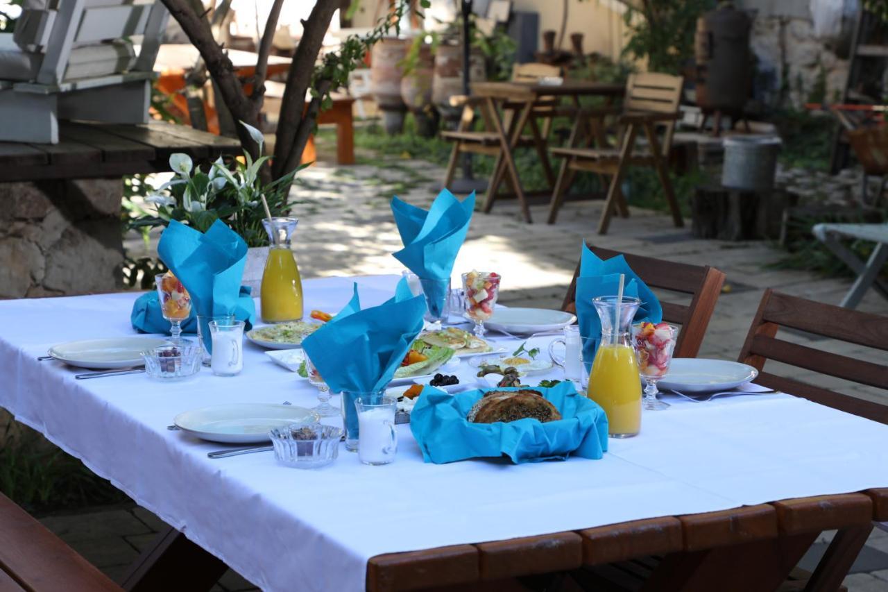 Shulamit Yard Hotel Rosh Pinna Buitenkant foto